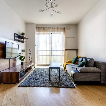 Comfortable And Cozy Apartment-Platinum Towers&606